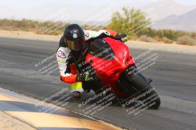 media/Apr-10-2022-SoCal Trackdays (Sun) [[f104b12566]]/Turn 3 Inside (1150am)/